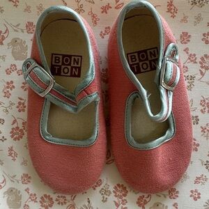 *SOLD* Bonton Mary Jane’s